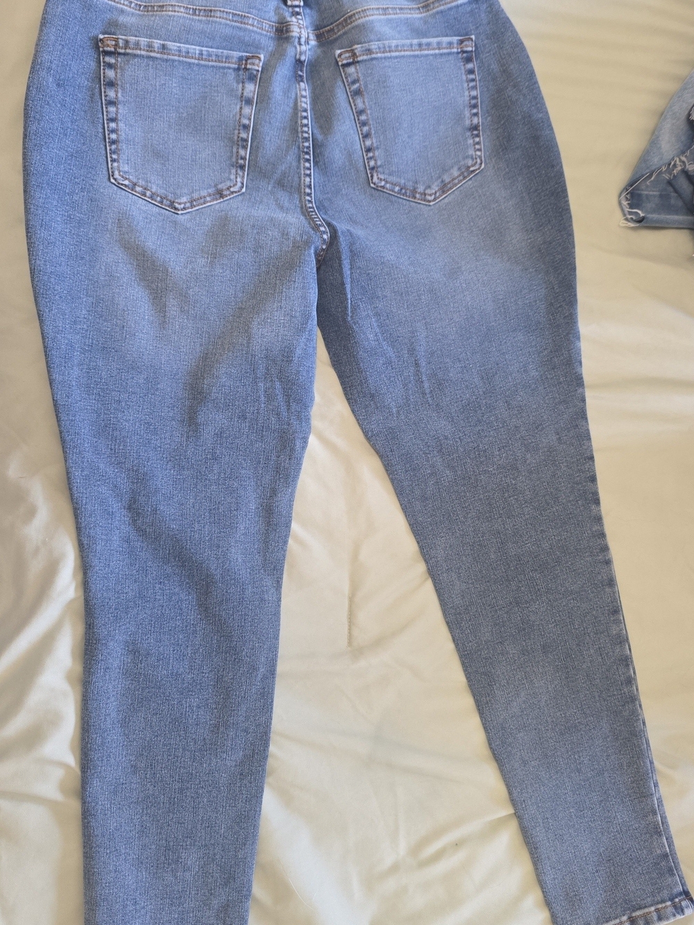 Time and Tru Light Blue Skinny Jeans - High Rise